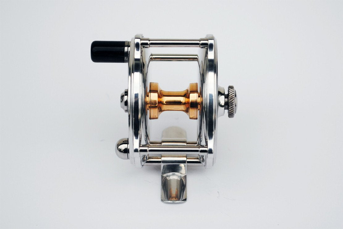 Georg Lundwall White-Faced Darter Click Reel 